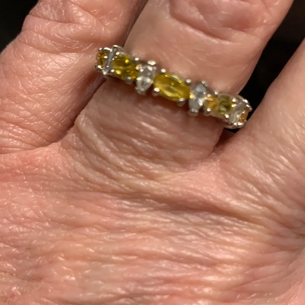Eternity ring - Picture 2 of 5